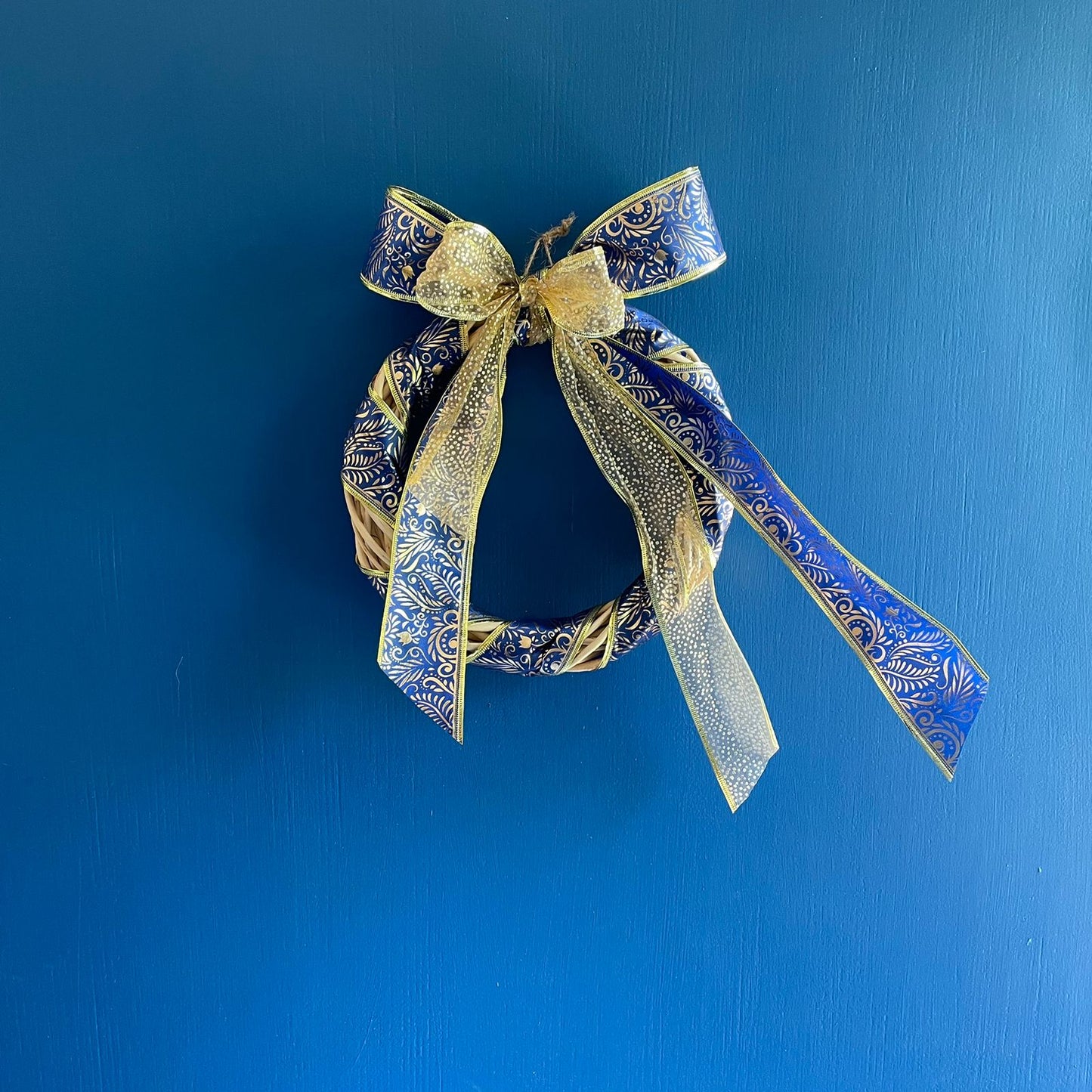 Corona Navideña Azul - micanastodemimbre