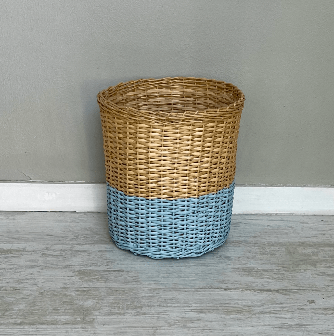 Canasto 30x30 franja celeste - micanastodemimbre