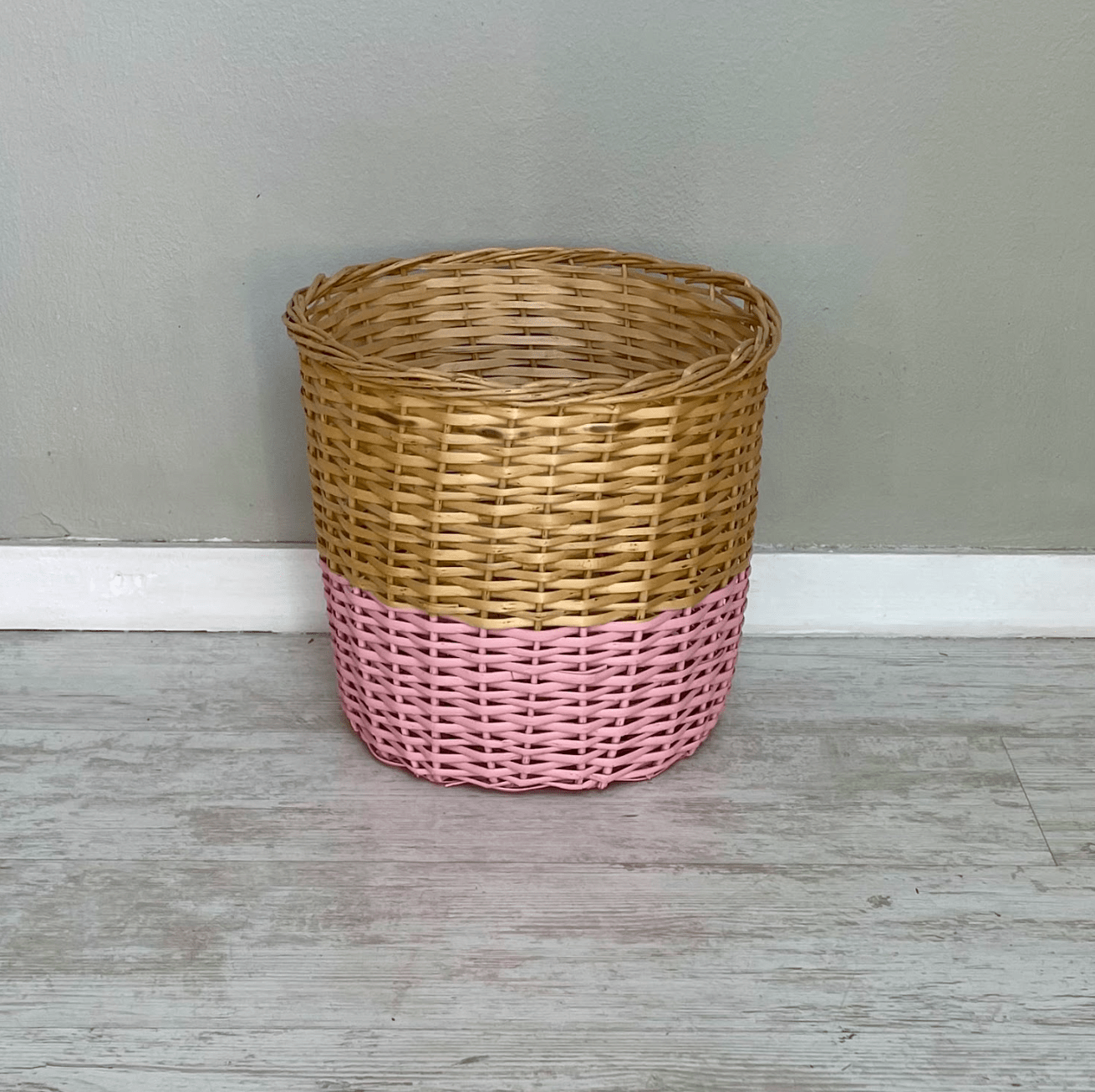 Canasto 30x30 franja rosa - micanastodemimbre