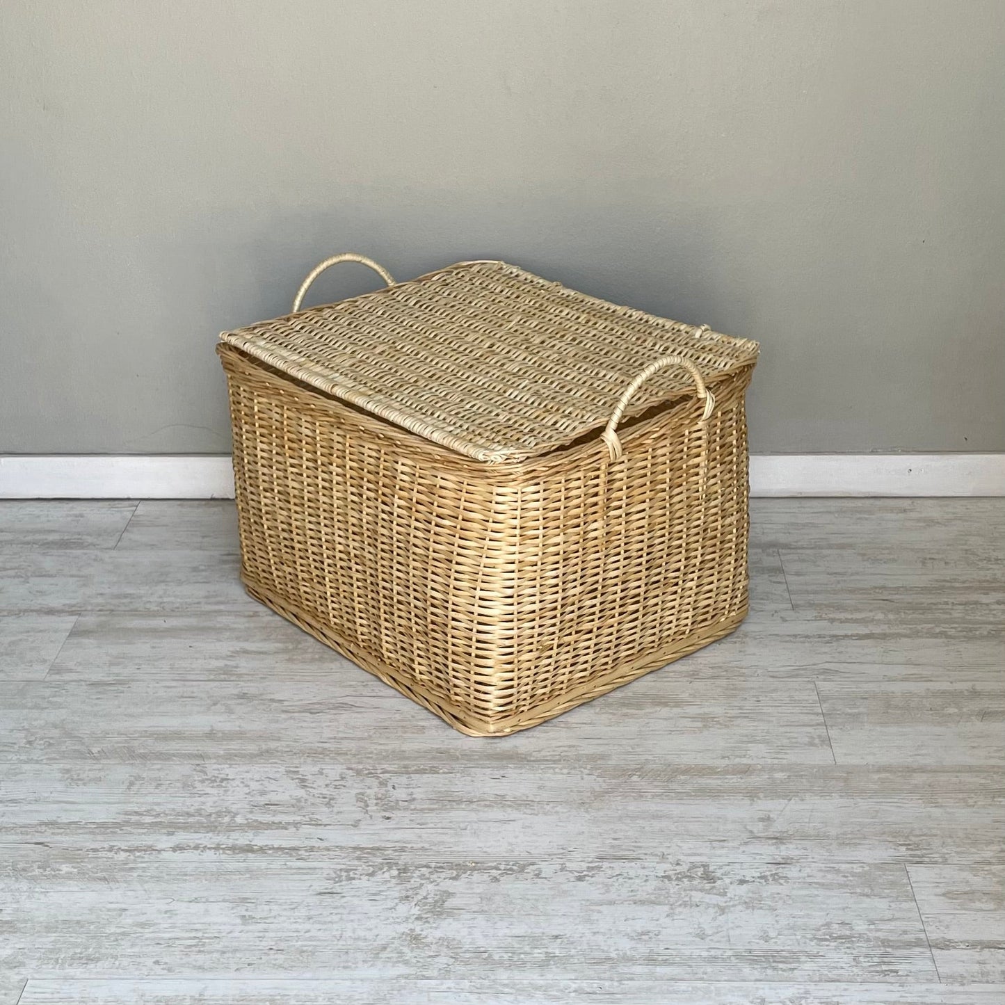 Canasto rectangular con tapa L - micanastodemimbre