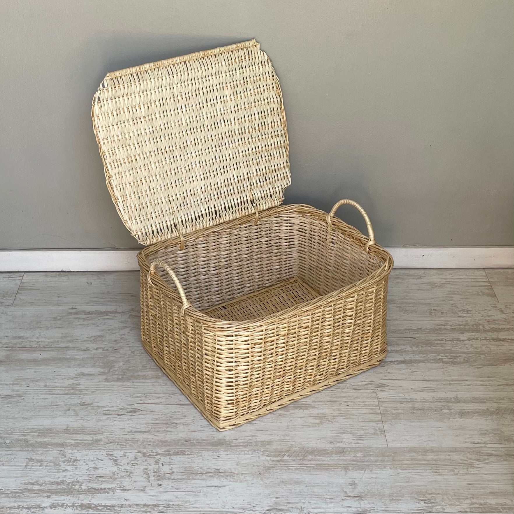 Canasto rectangular con tapa M - micanastodemimbre