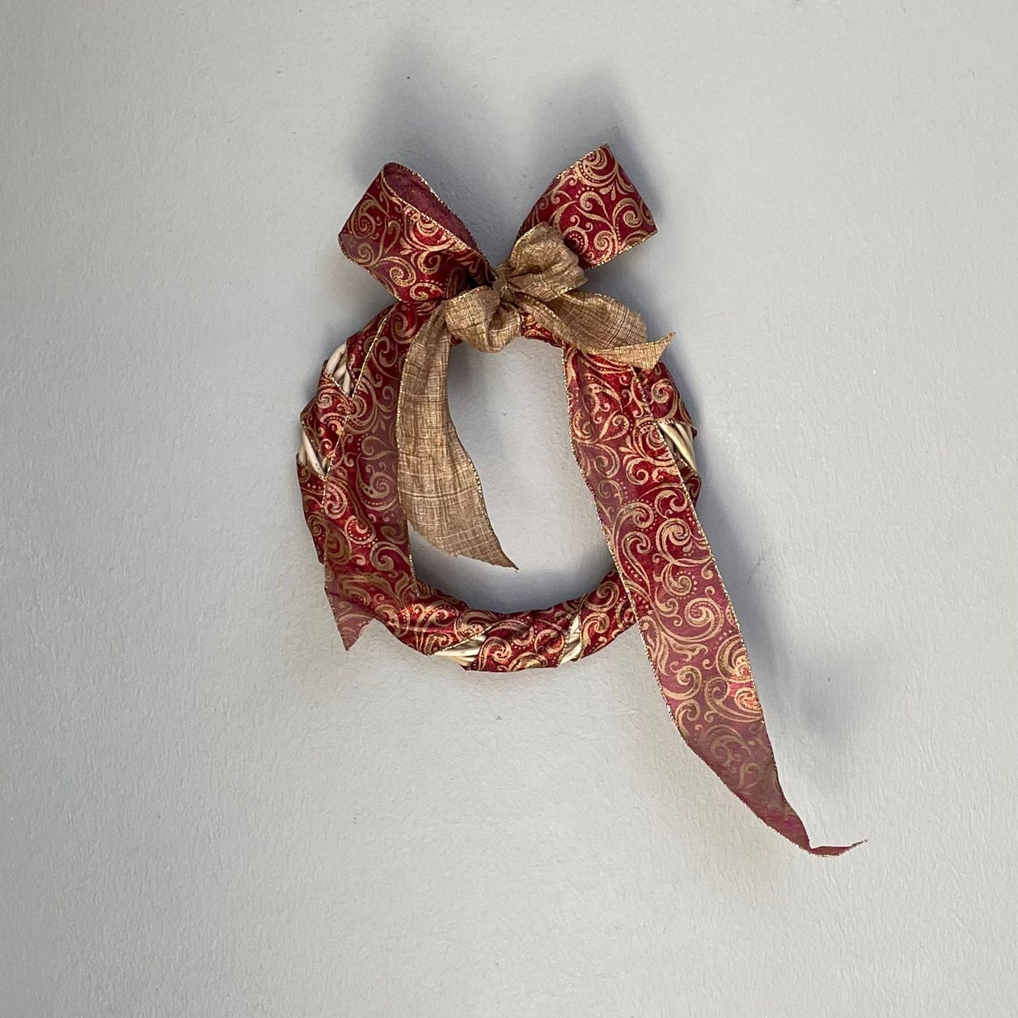 Corona Navideña Cinta Roja - micanastodemimbre